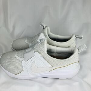 Nike Womens AD Comfort DJ1001-001 White Running Shoes Sneakers Size 6.5